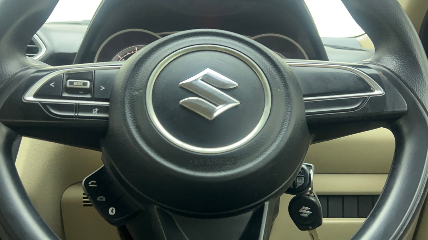 Used 2017 Maruti Suzuki Dzire VXi Petrol Manual top_features Steering mounted controls