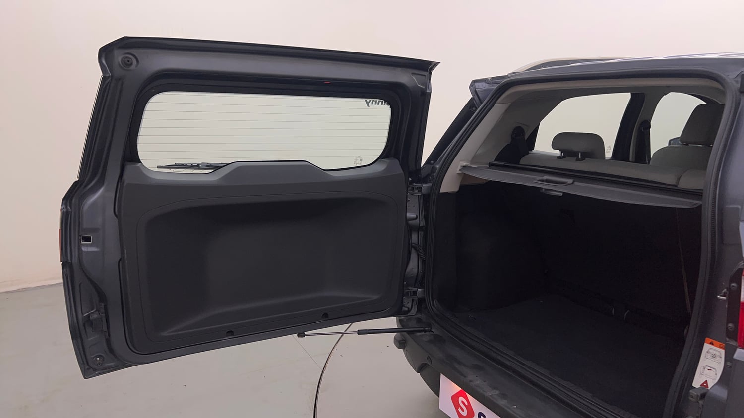 Used 2015 Ford EcoSport Titanium 1.5 Ti-VCT AT Petrol Automatic interior DICKY DOOR OPEN VIEW