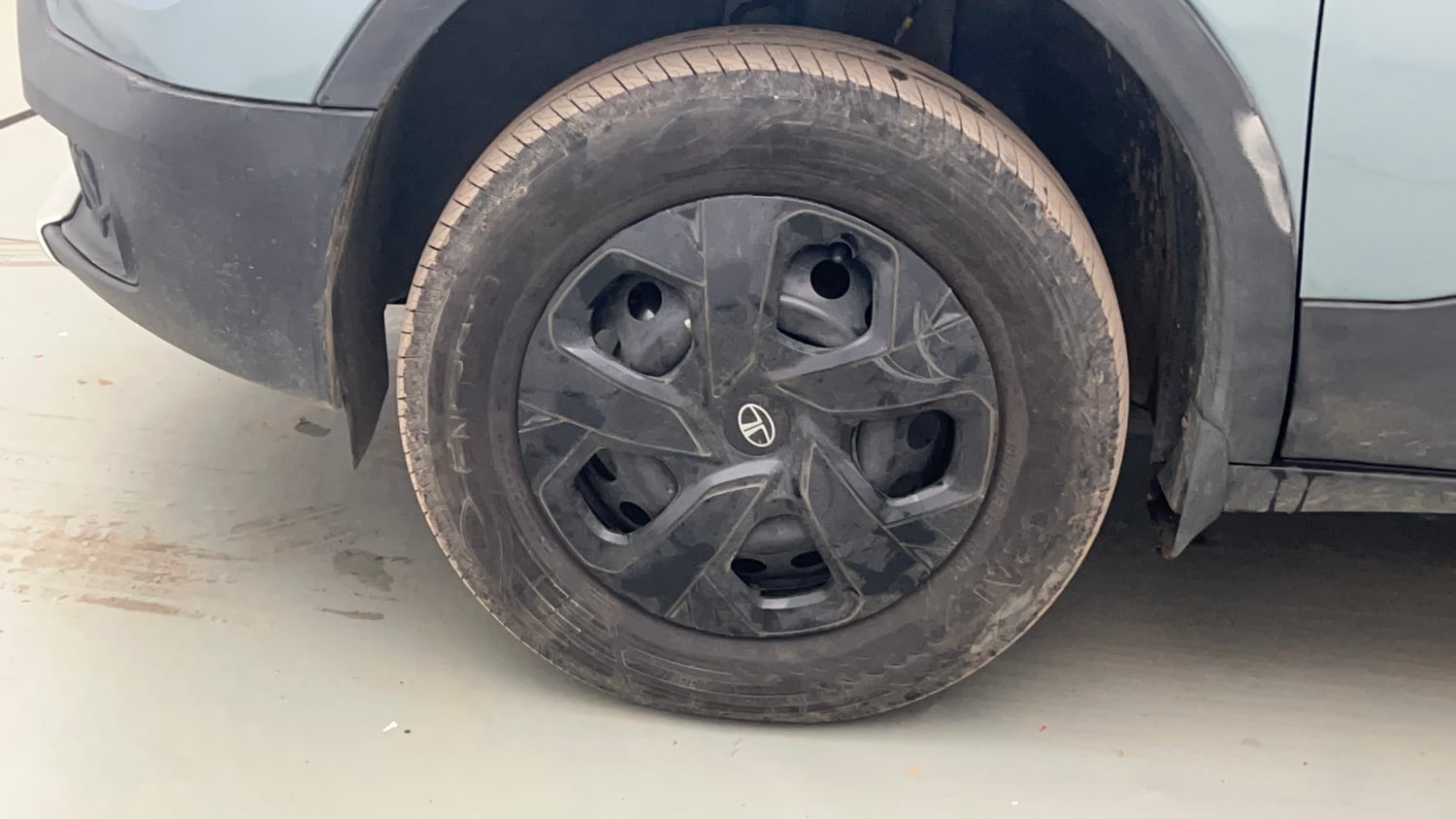Used 2025 Tata Punch Adventure Plus Petrol Manual tyres LEFT FRONT TYRE RIM VIEW