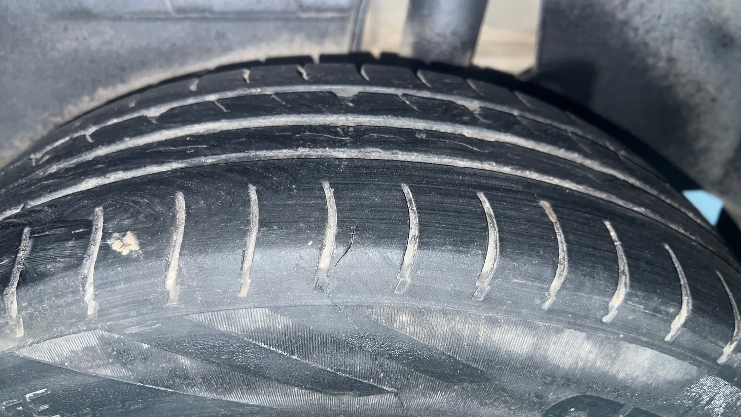 Used 2017 Maruti Suzuki Dzire VXi Petrol Manual tyres LEFT REAR TYRE TREAD VIEW