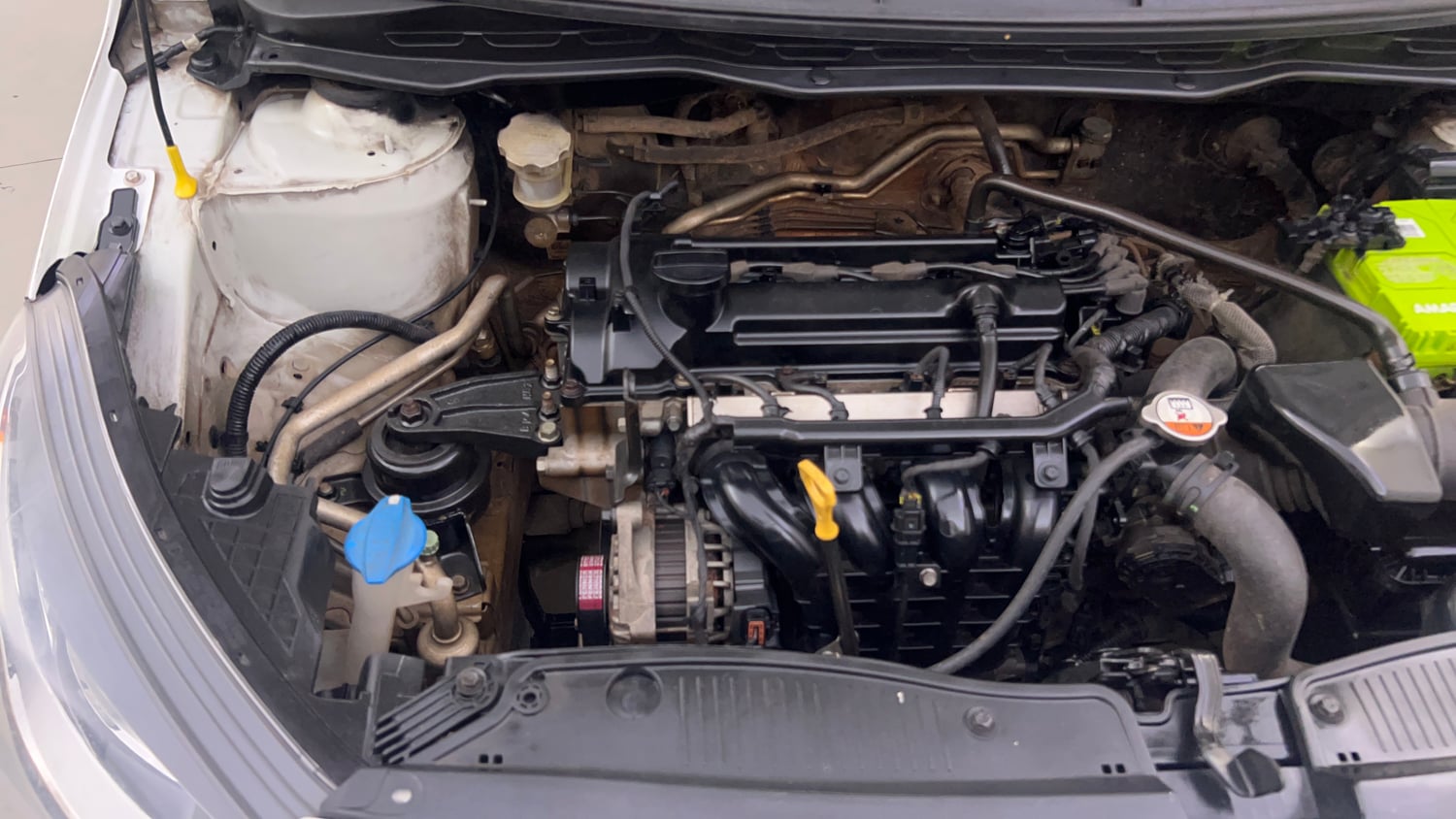 Used 2012 Hyundai i20 Sportz 1.2 Petrol Manual engine ENGINE RIGHT SIDE VIEW