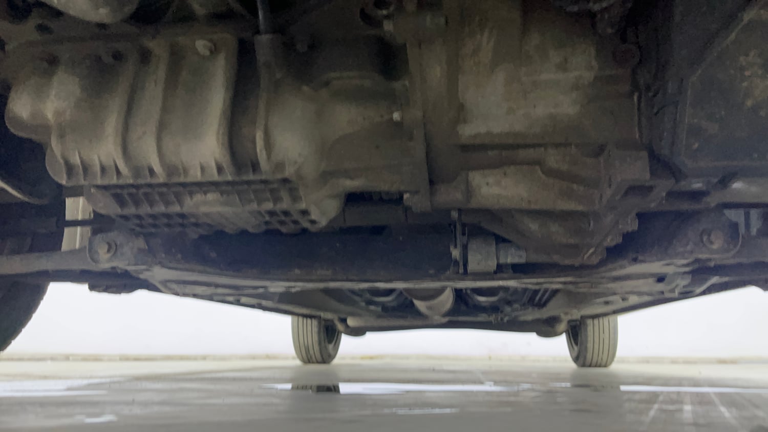 Used 2018 Ford Figo Aspire Trend 1.2 Ti-VCT Petrol Manual extra FRONT LEFT UNDERBODY VIEW