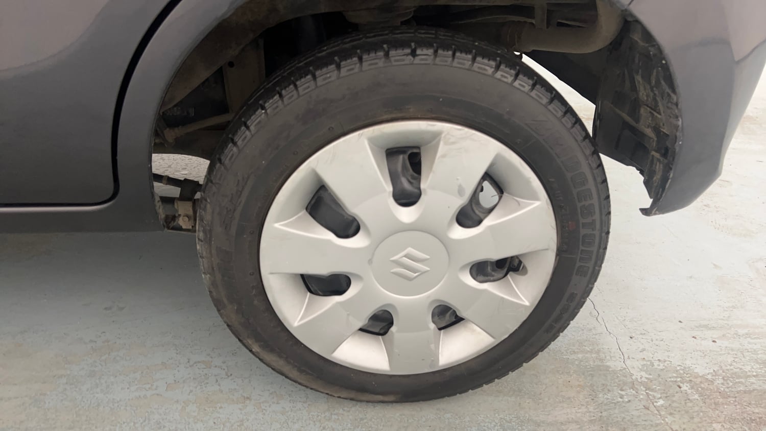 Used 2019 maruti-suzuki Alto K10 VXi (O) AMT Petrol Automatic tyres LEFT REAR TYRE RIM VIEW