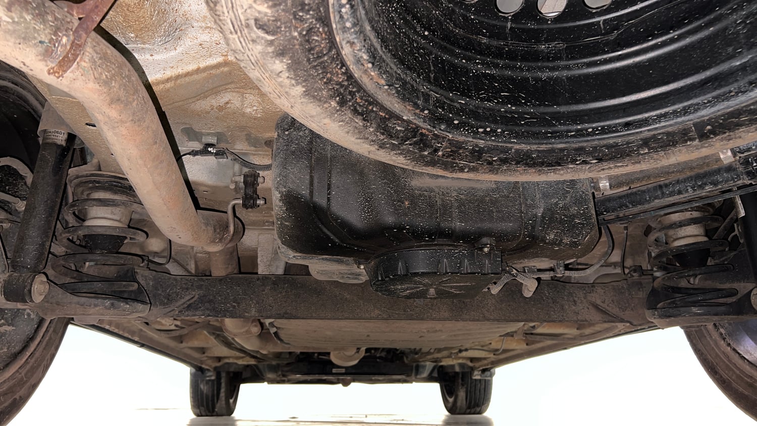 Used 2023 MG Motors Hector Plus Sharp Pro 2.0 Turbo Diesel 6 STR Diesel Manual extra REAR UNDERBODY VIEW (TAKEN FROM REAR)