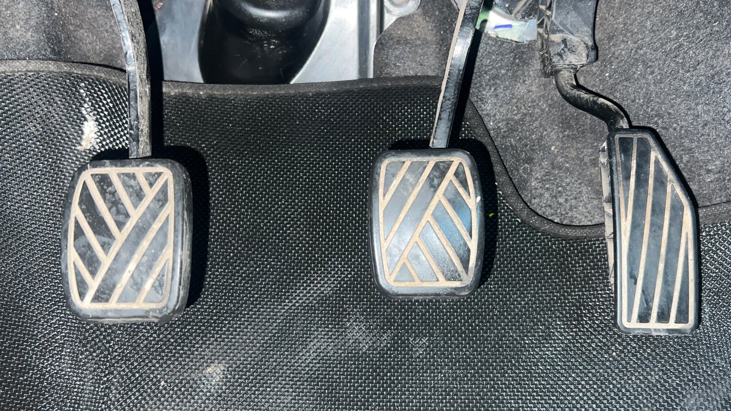 Used 2022 Maruti Suzuki Ignis Sigma 1.2 MT Petrol Manual interior PEDALS VIEW