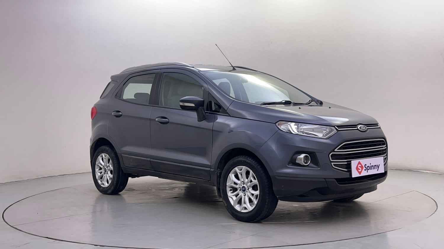 Used 2015 Ford EcoSport Titanium 1.5 Ti-VCT AT Petrol Automatic exterior RIGHT FRONT CORNER VIEW