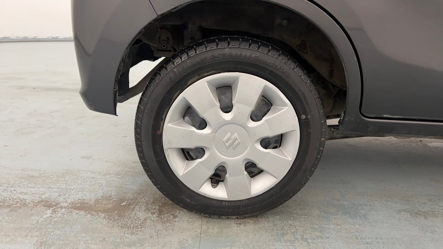 Used 2020 Tata Tiago XT Petrol Manual tyres RIGHT REAR TYRE RIM VIEW
