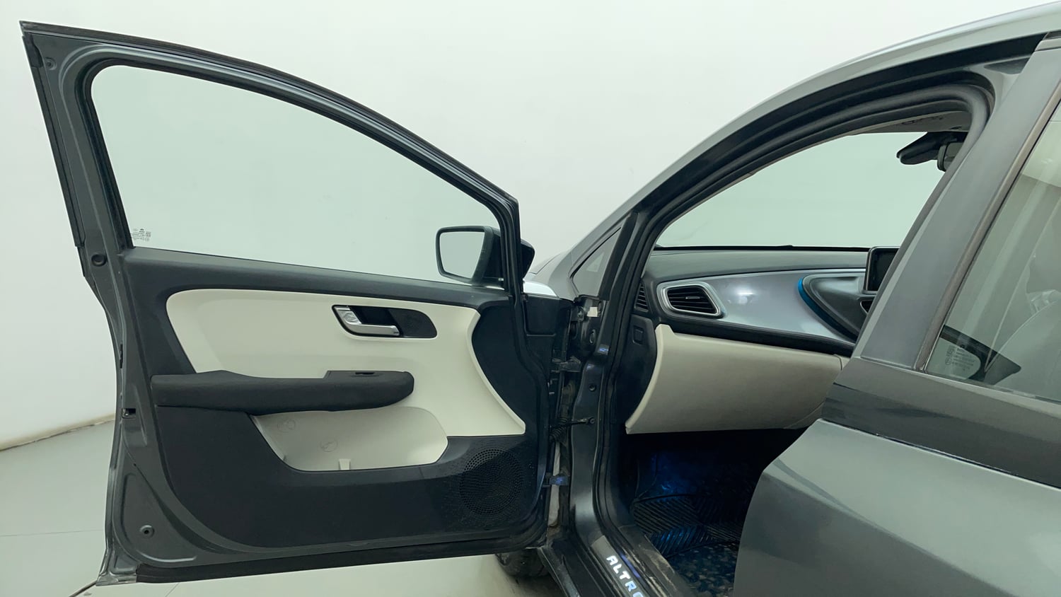 Used 2021 Tata Altroz XZ Diesel Diesel Manual interior LEFT FRONT DOOR OPEN VIEW