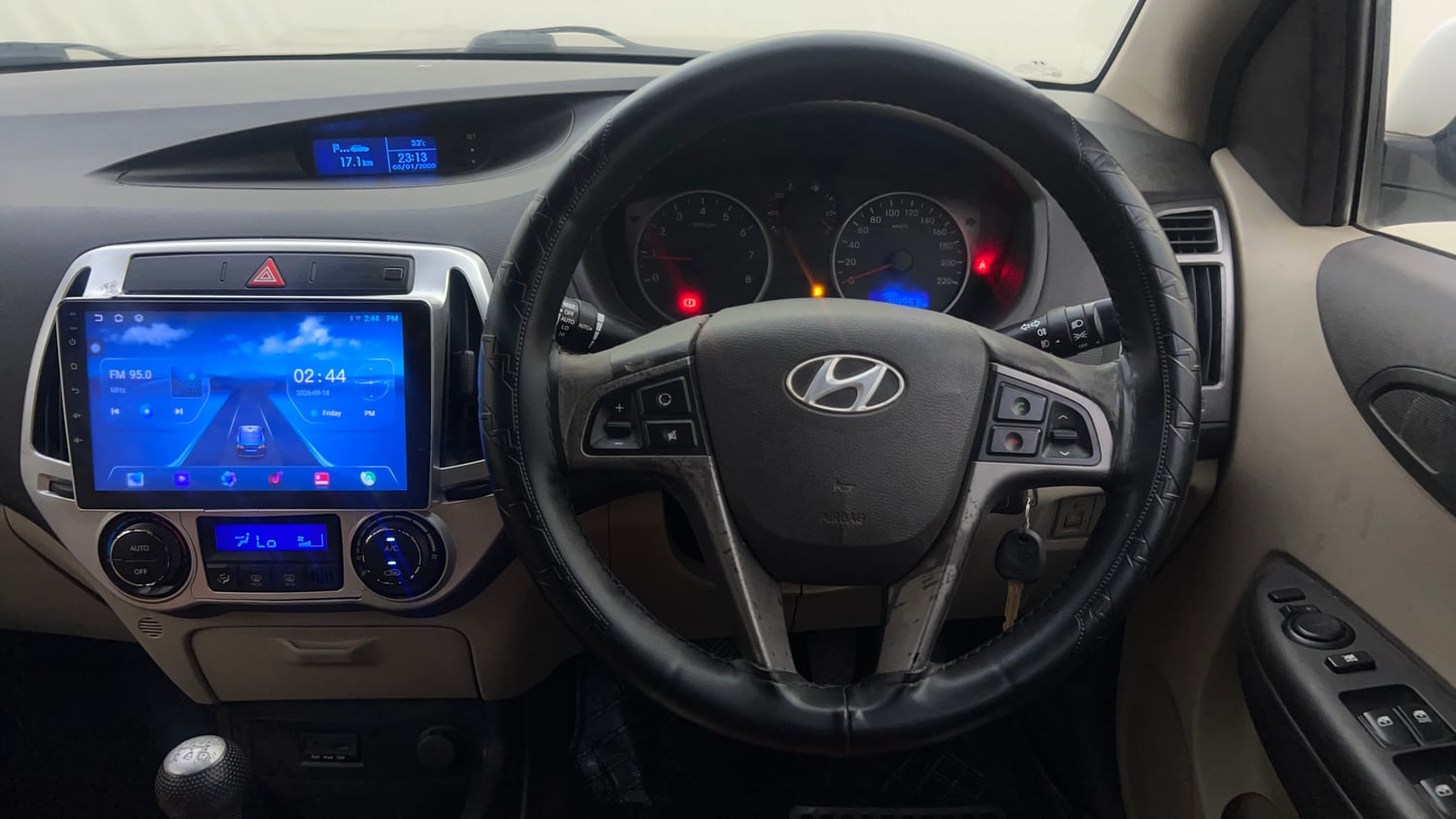 Used 2012 Hyundai i20 Sportz 1.2 Petrol Manual interior STEERING VIEW