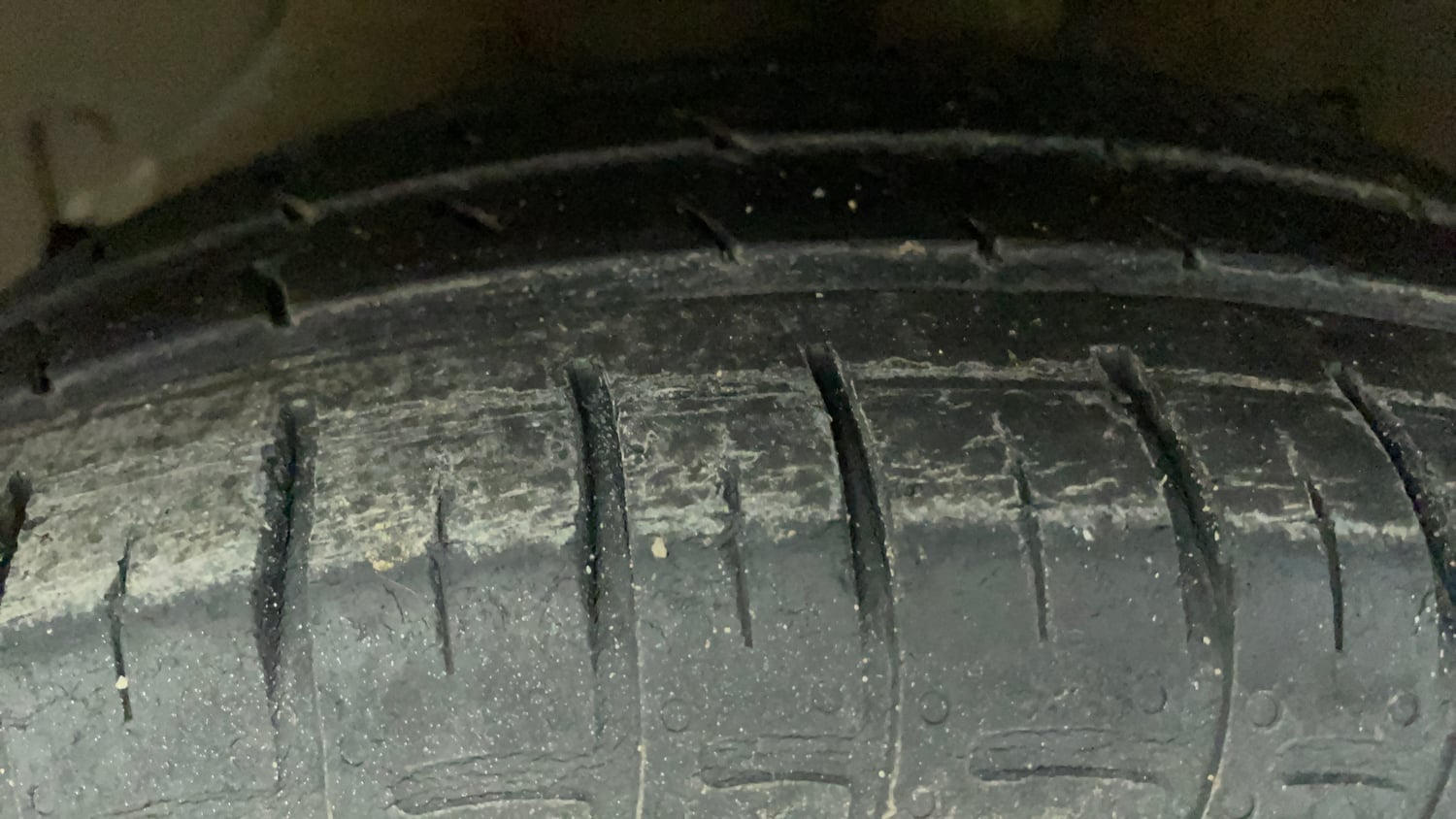 Used 2021 Hyundai Grand i10 Nios Sportz 1.2 Kappa VTVT Petrol Manual tyres LEFT FRONT TYRE TREAD VIEW