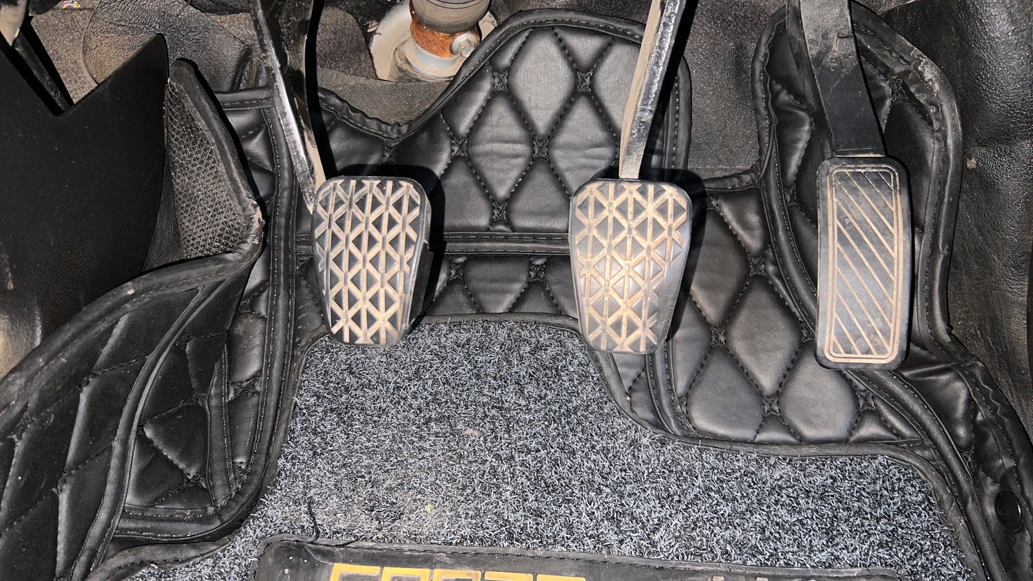 Used 2020 Ford Freestyle Titanium Plus 1.2 Ti-VCT Petrol Manual interior PEDALS VIEW