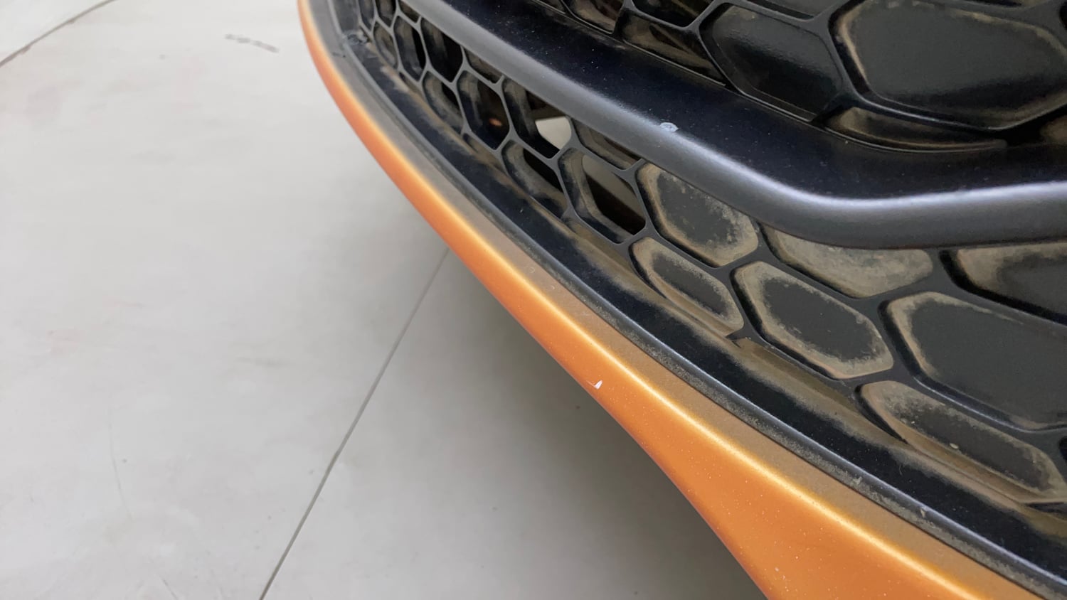Used 2016 Tata Tiago Revotron XZ Petrol Manual dents MINOR SCRATCH
