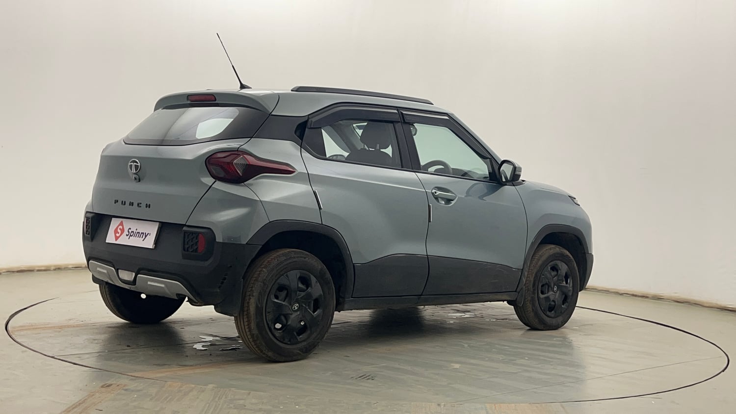 Used 2025 Tata Punch Adventure Plus Petrol Manual exterior RIGHT REAR CORNER VIEW