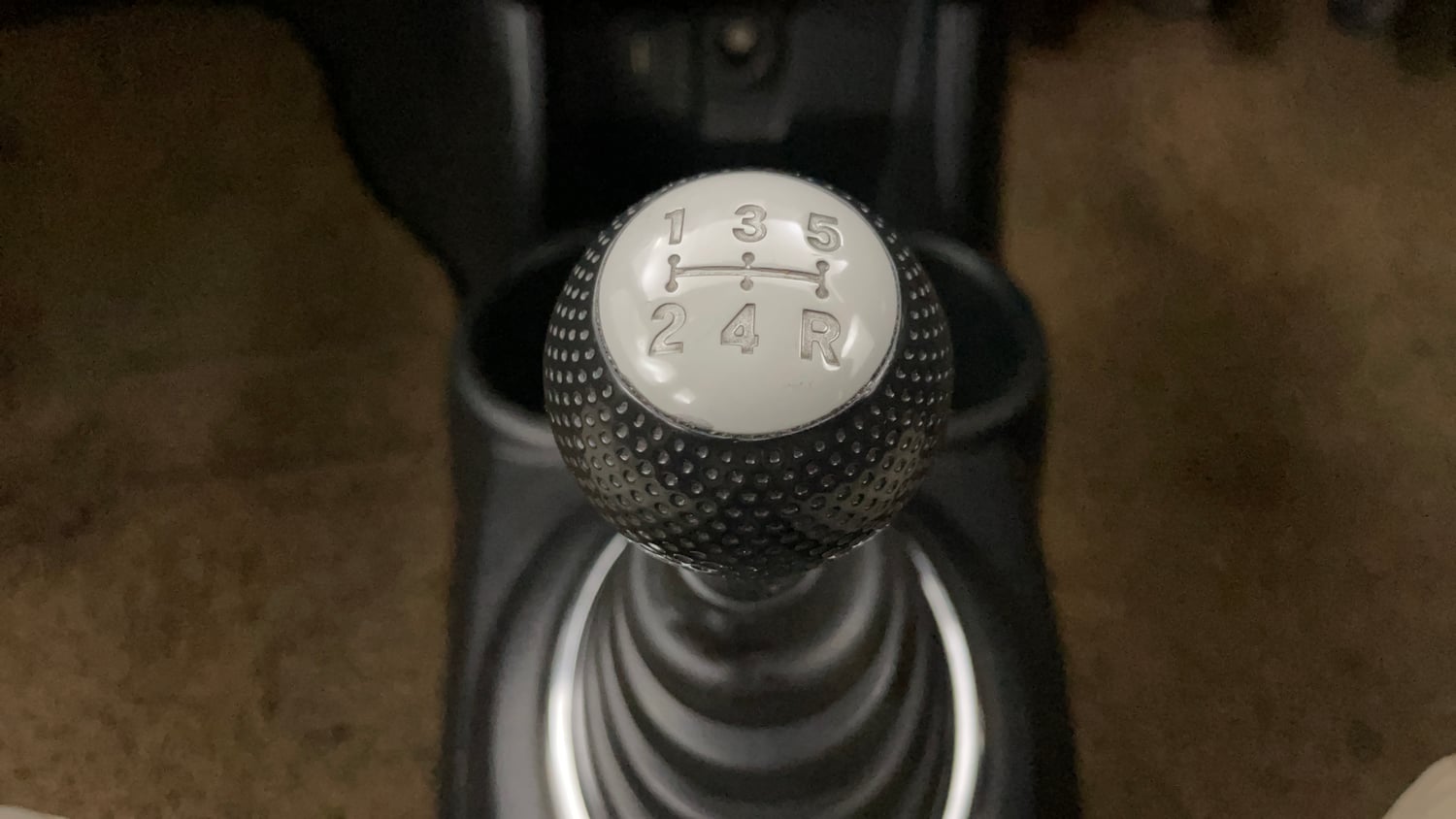 Used 2017 Honda Amaze 1.2 S i-VTEC Petrol Manual interior GEAR  KNOB VIEW
