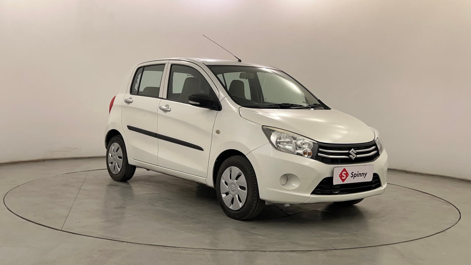 Used 2017 Maruti Suzuki Celerio VXi AMT Petrol Automatic exterior RIGHT FRONT CORNER VIEW