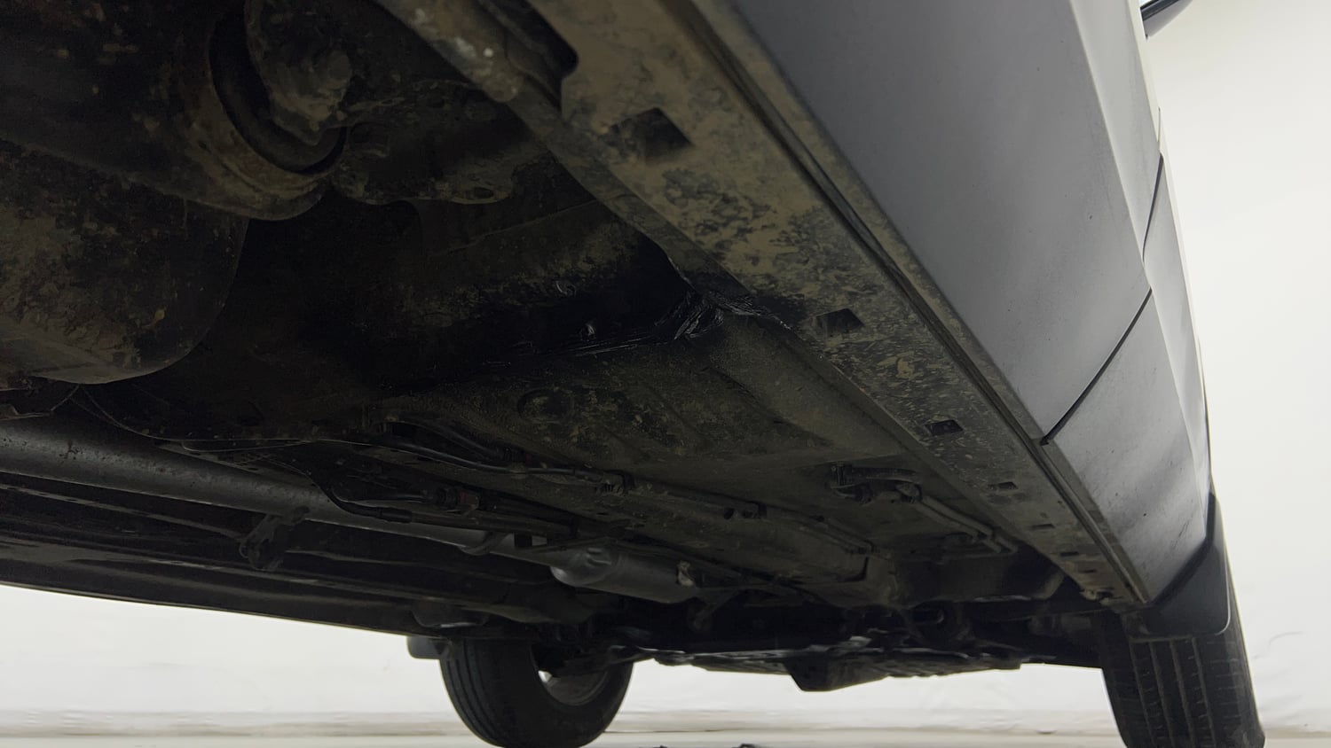Used 2023 Tata Harrier XT Plus Diesel Manual extra REAR RIGHT UNDERBODY VIEW