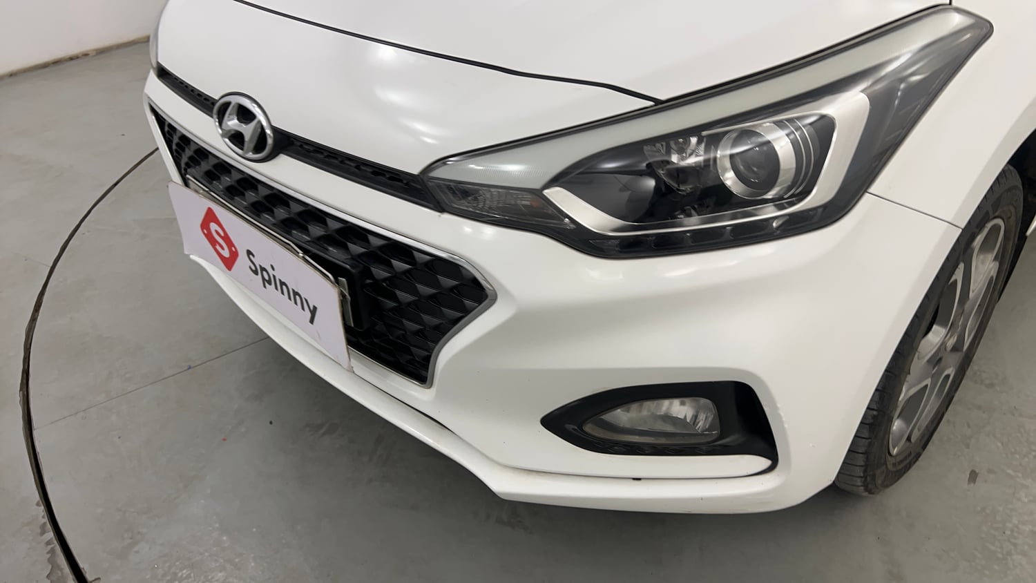 Used 2020 Hyundai Elite i20 Asta 1.2 (O) Petrol Manual dents MINOR SCRATCH
