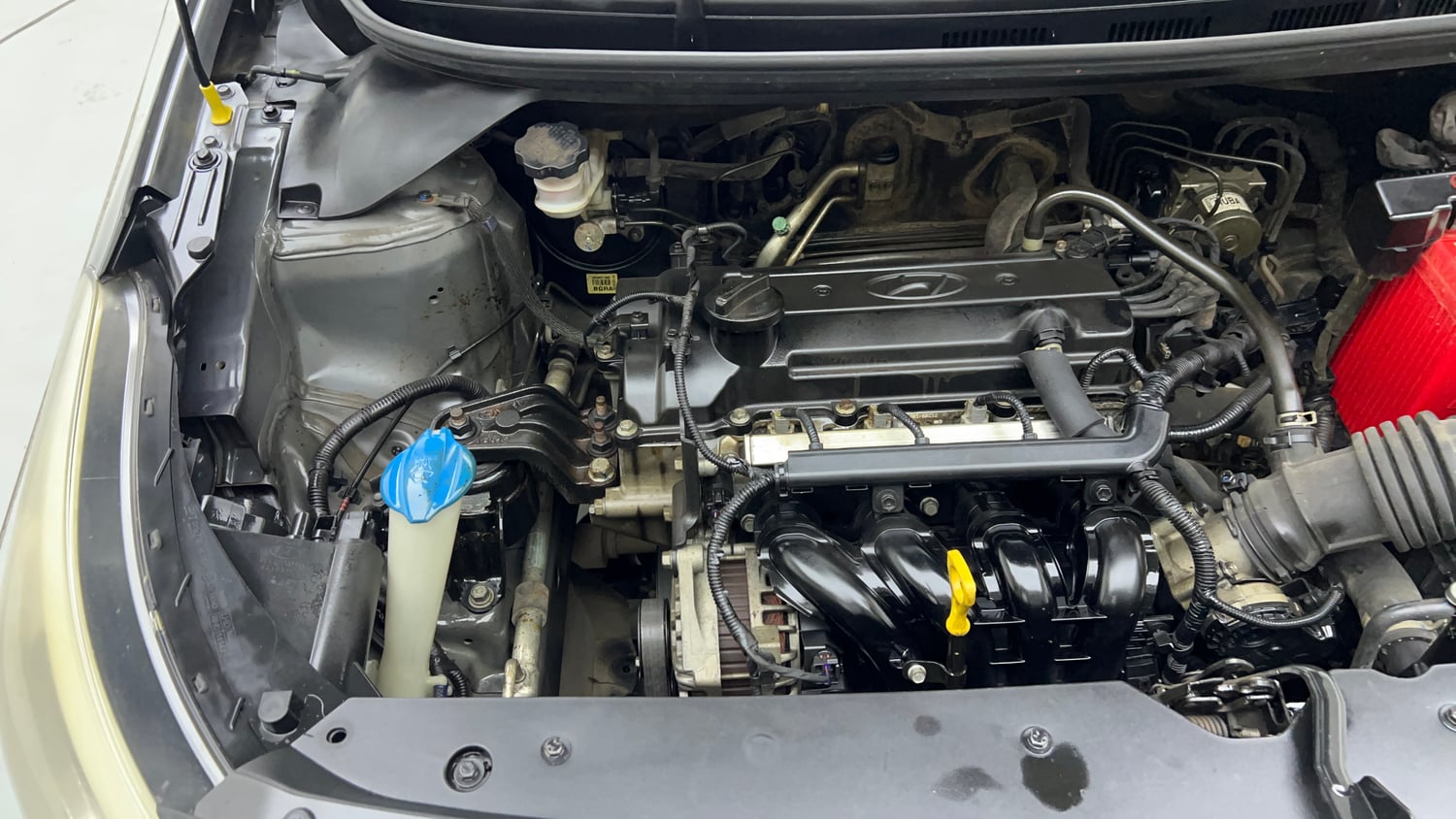 Used 2017 Hyundai Elite i20 Sportz 1.2 Petrol Manual engine ENGINE RIGHT SIDE VIEW