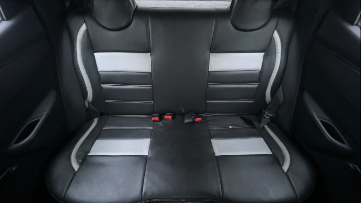 Used 2016 Renault Kwid RXT Petrol Manual interior REAR SEAT CONDITION VIEW