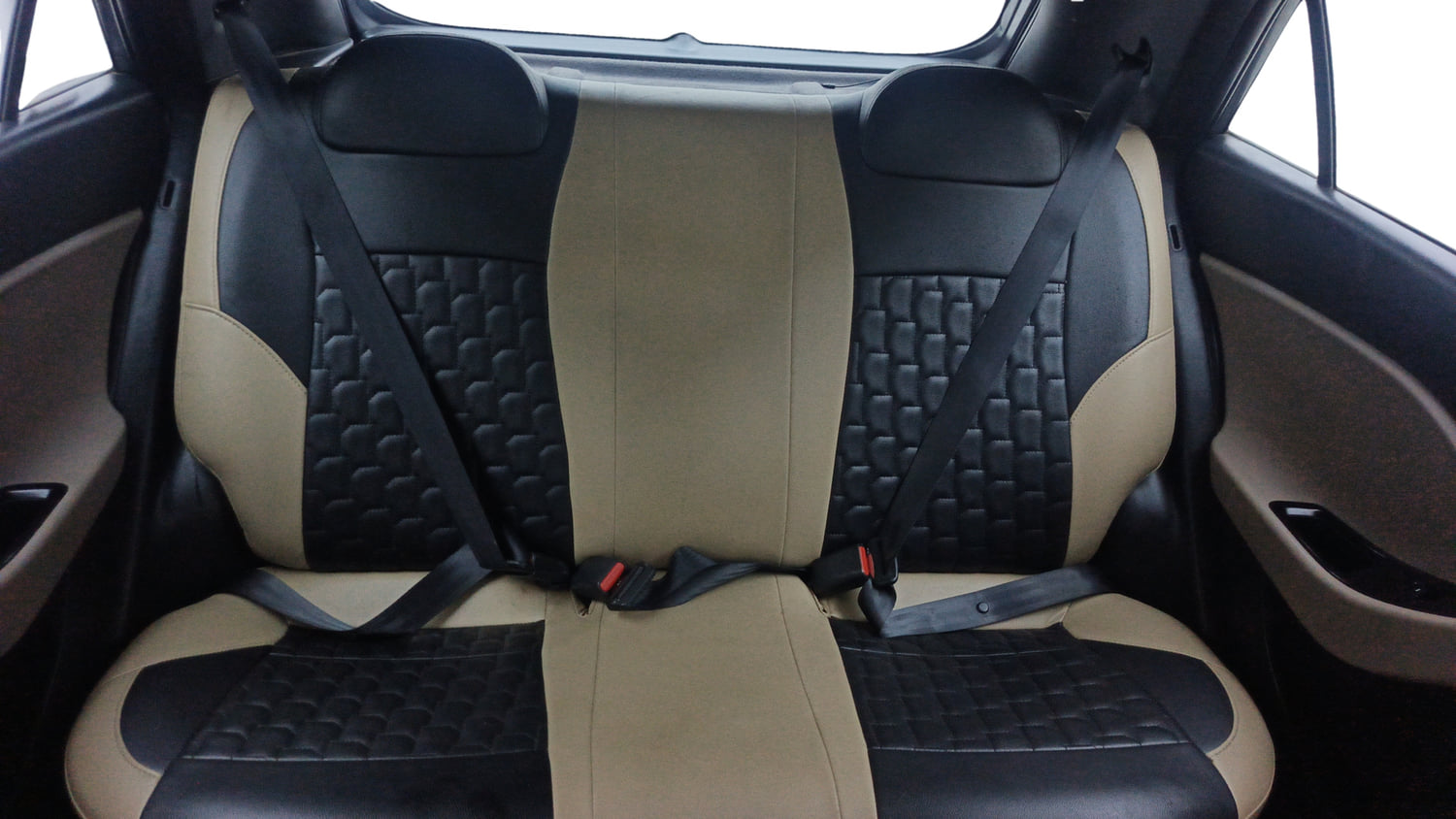 Used 2018 Hyundai Elite i20 Sportz 1.2 Petrol Manual interior REAR SEAT CONDITION VIEW