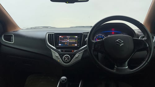 Used 2016 Maruti Suzuki Baleno Alpha 1.2 Petrol Manual interior DASHBOARD VIEW