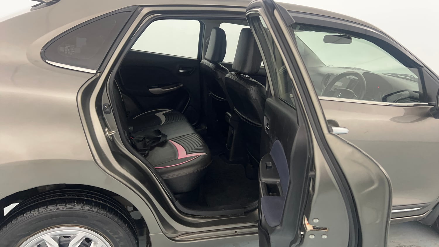 Used 2019 Maruti Suzuki Baleno Delta Petrol Manual interior RIGHT SIDE REAR DOOR CABIN VIEW