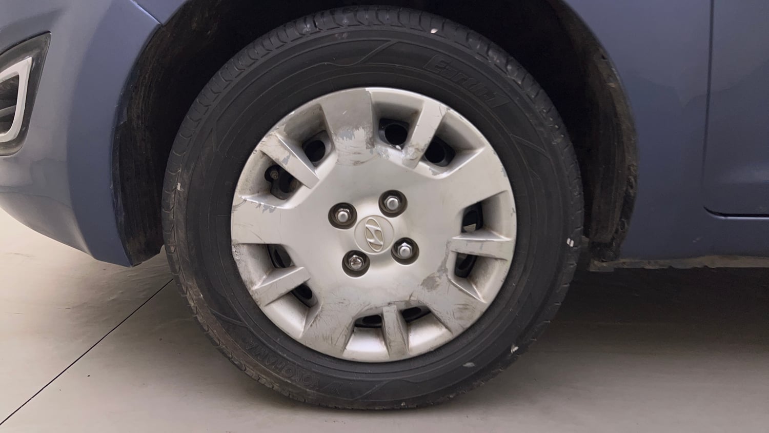 Used 2013 Hyundai i20 Era 1.2 Petrol Manual tyres LEFT FRONT TYRE RIM VIEW