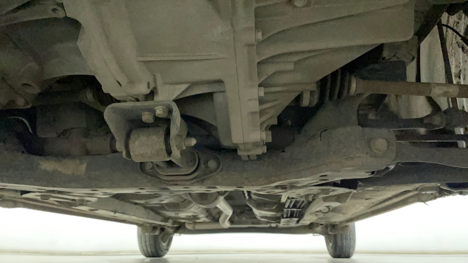 Used 2021 Hyundai Grand i10 Nios Sportz 1.2 Kappa VTVT Petrol Manual extra FRONT LEFT UNDERBODY VIEW