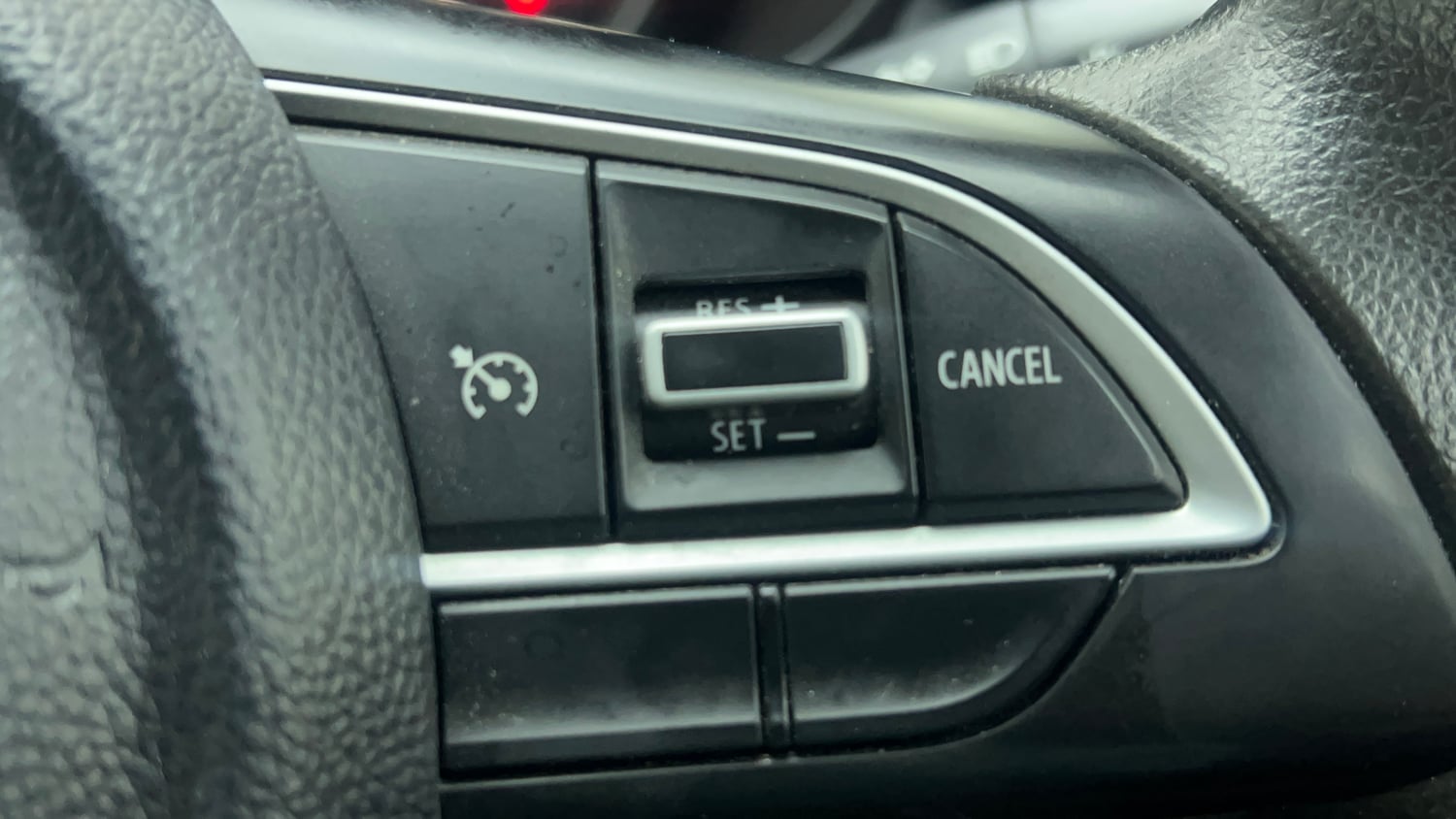 Used 2025 Maruti Suzuki Grand Vitara Delta Smart Hybrid Petrol Manual top_features Cruise control