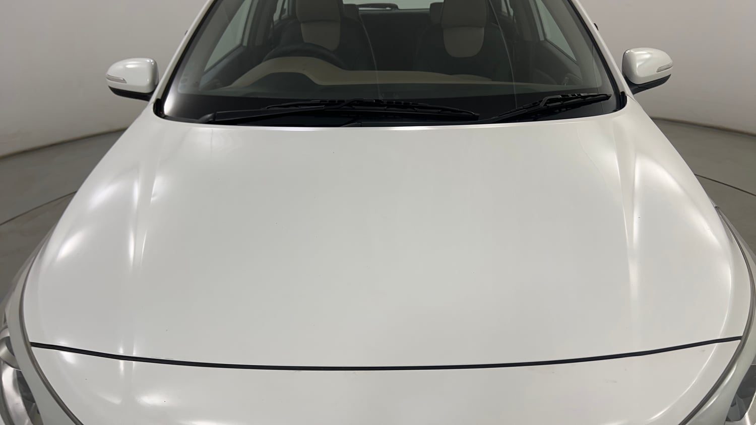 Used 2020 Hyundai Elite i20 Asta 1.2 (O) Petrol Manual dents MINOR SCRATCH