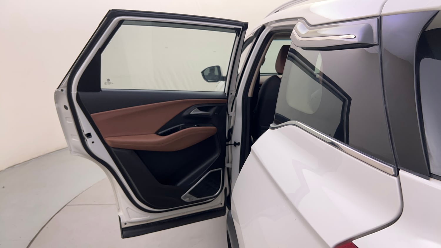 Used 2023 MG Motors Hector Plus Sharp Pro 2.0 Turbo Diesel 6 STR Diesel Manual interior LEFT REAR DOOR OPEN VIEW