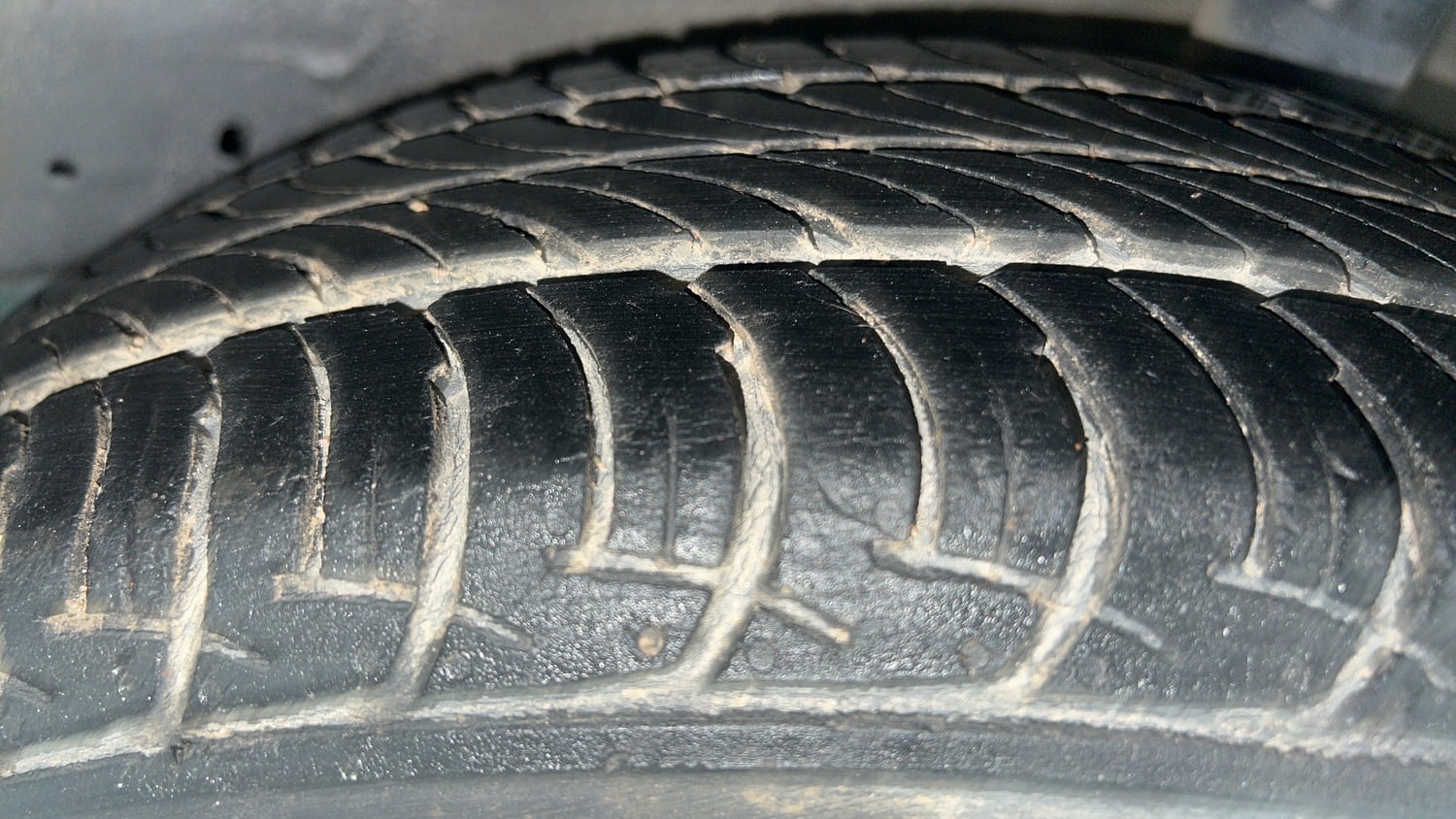 Used 2018 Maruti Suzuki Celerio VXi CNG Cng Manual tyres LEFT REAR TYRE TREAD VIEW