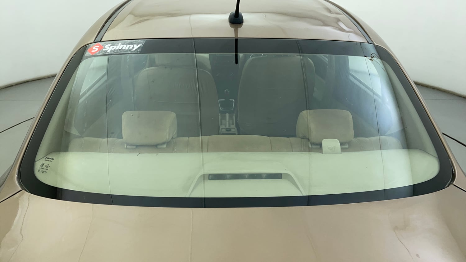 Used 2017 Maruti Suzuki Dzire VXi Petrol Manual exterior BACK WINDSHIELD VIEW