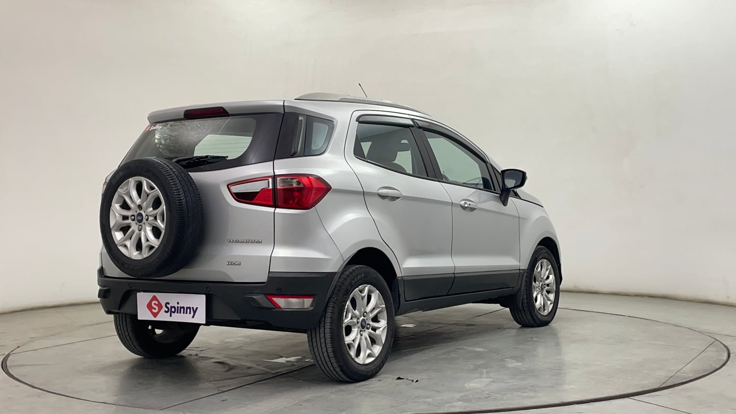 Used 2016 Ford EcoSport Titanium 1.5L TDCi Diesel Manual exterior RIGHT REAR CORNER VIEW