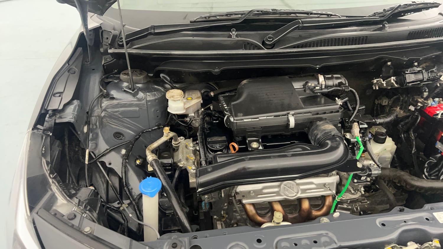 Used 2024 Toyota Glanza V AMT Petrol Automatic engine ENGINE RIGHT SIDE VIEW