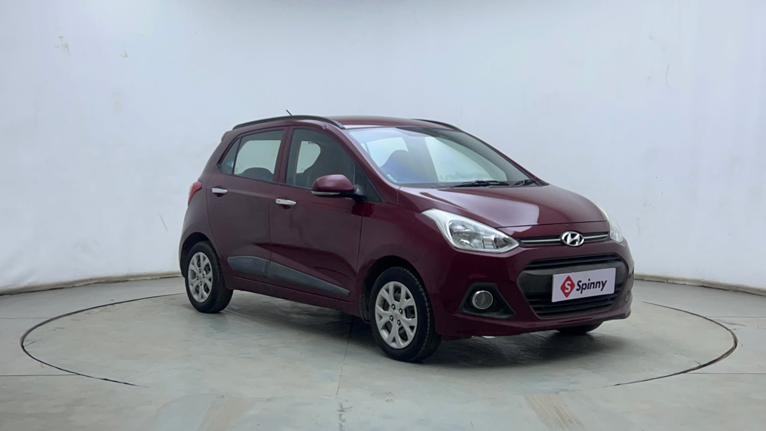 Used 2014 Hyundai Grand i10 Sportz 1.2 Kappa VTVT Petrol Manual exterior RIGHT FRONT CORNER VIEW