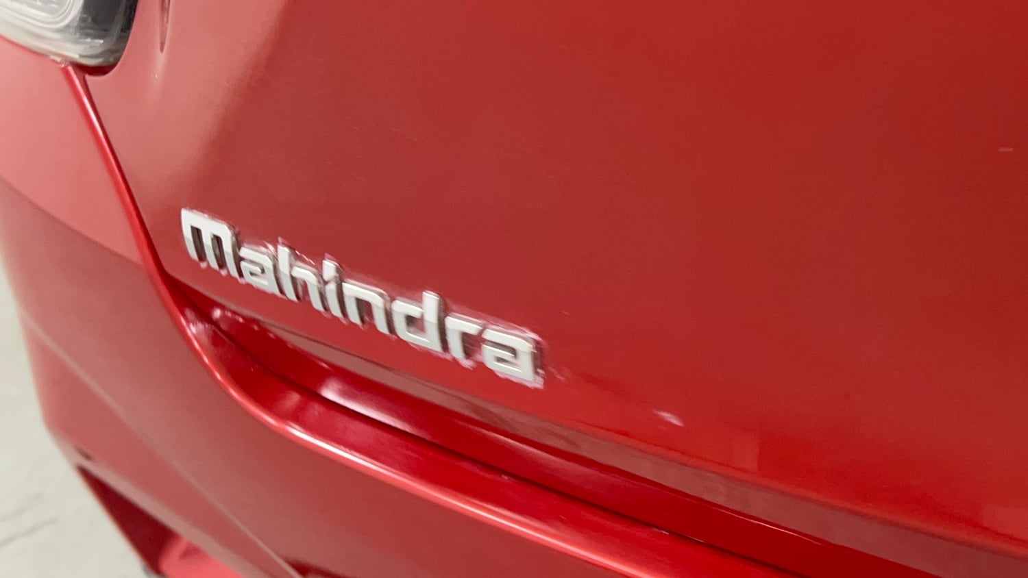 Used 2018 Mahindra KUV100 NXT K8 6 STR Petrol Manual dents MINOR SCRATCH