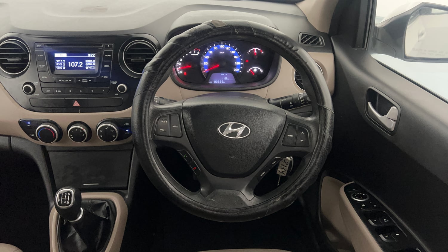 Used 2014 Hyundai Xcent S 1.2 Petrol Manual interior STEERING VIEW