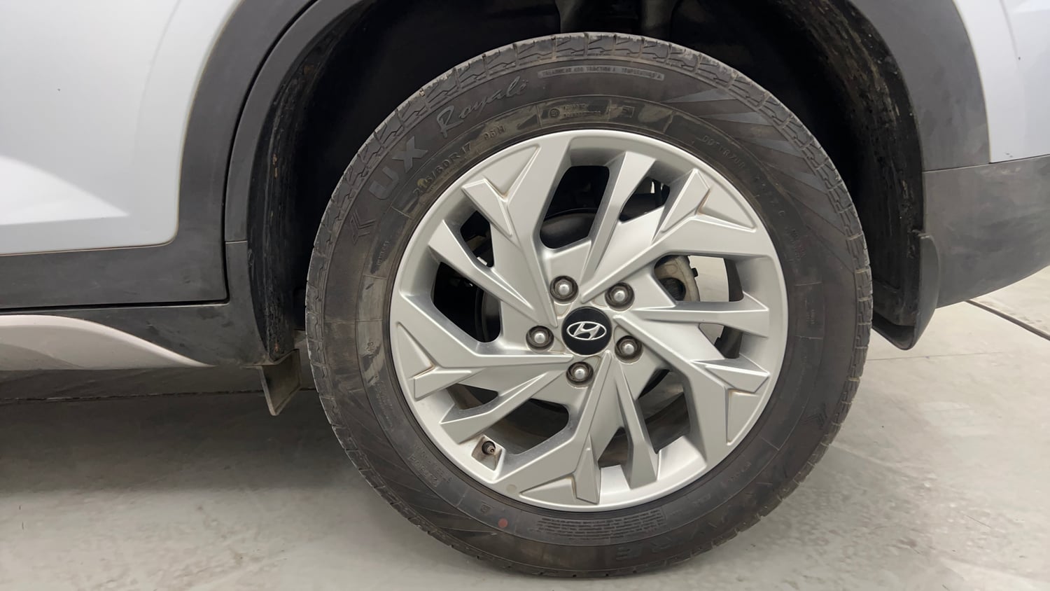 Used 2022 Hyundai Creta SX 1.5 Petrol Petrol Manual tyres LEFT REAR TYRE RIM VIEW