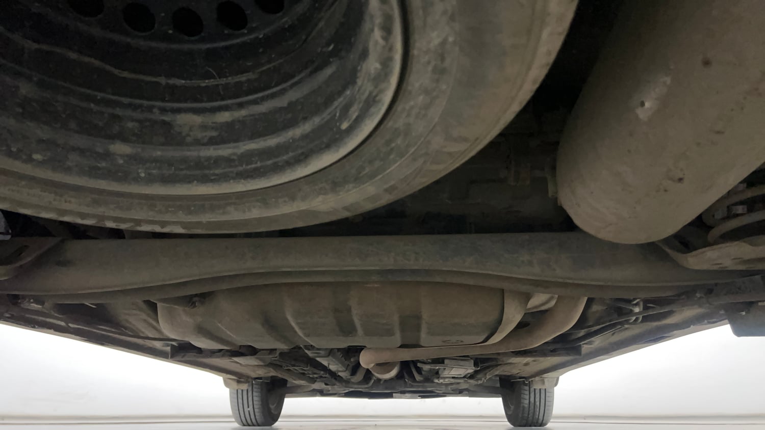 Used 2023 Kia Carens Luxury Plus 1.5 Diesel AT 7 STR Diesel Automatic extra REAR UNDERBODY VIEW (TAKEN FROM REAR)