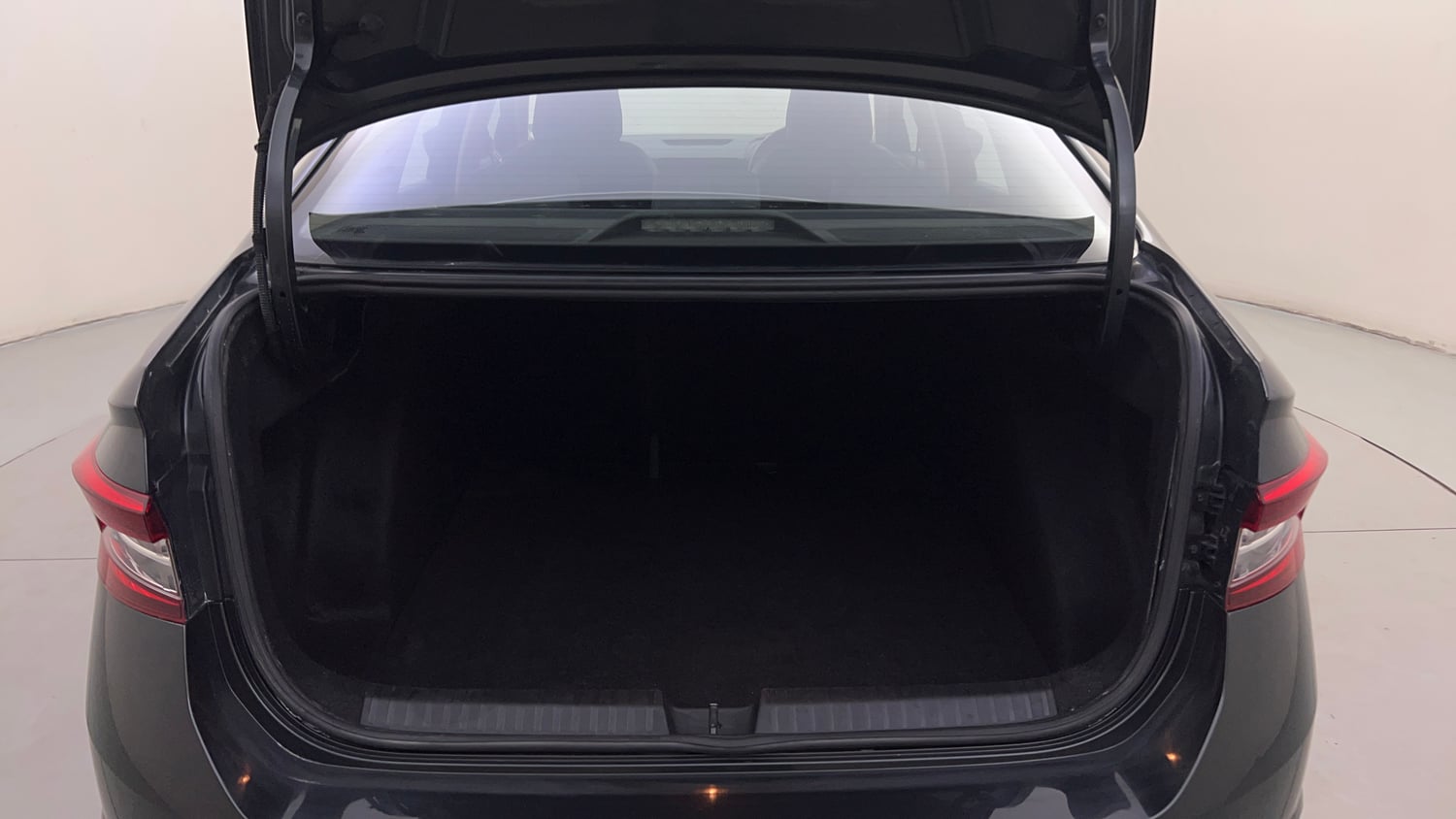 Used 2023 Skoda Slavia Style 1.5L TSI DSG Petrol Automatic interior DICKY INSIDE VIEW