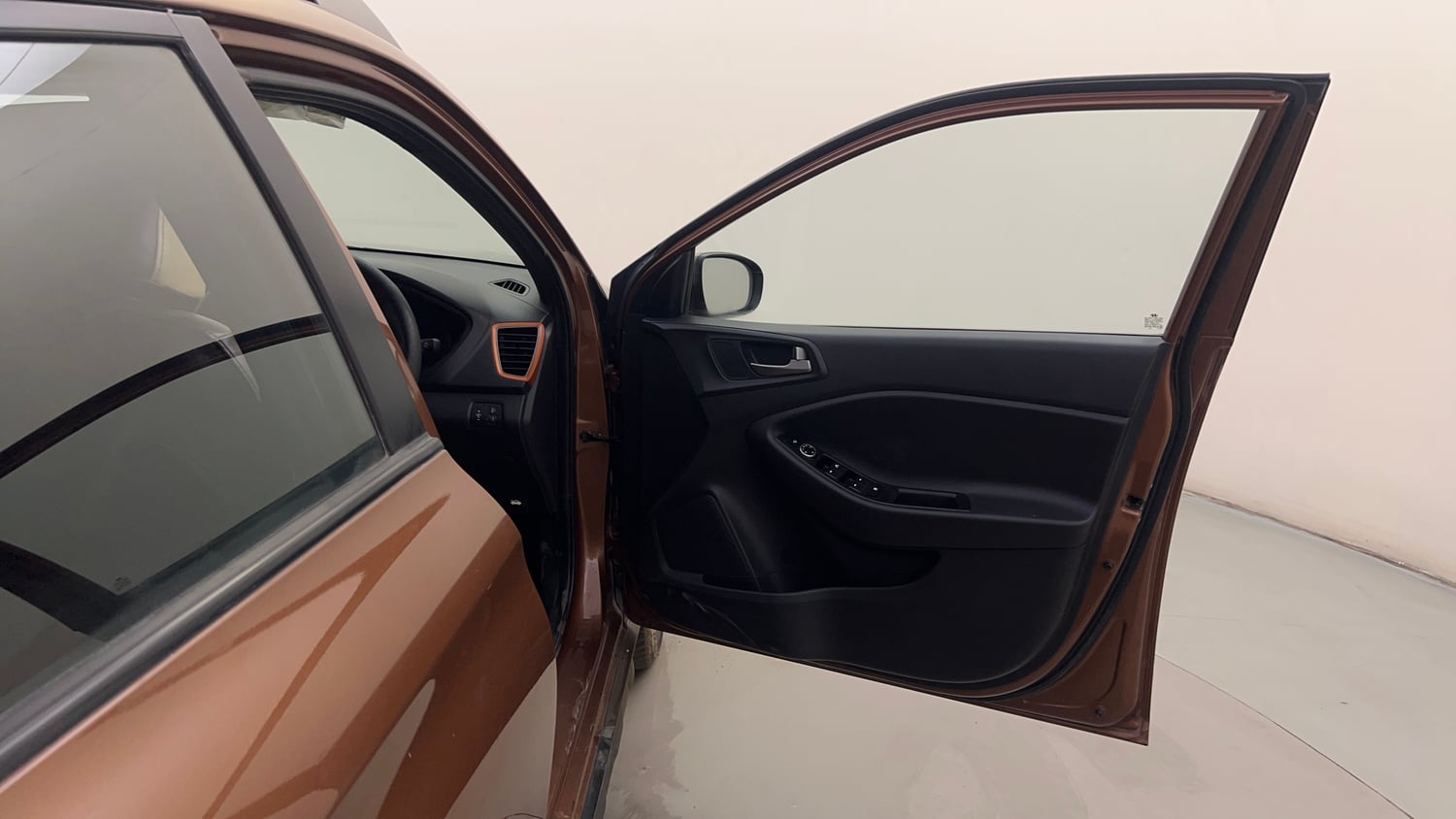 Used 2015 Hyundai i20 Active 1.2 SX Petrol Manual interior RIGHT FRONT DOOR OPEN VIEW