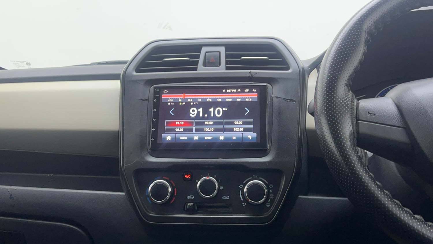 Used 2021 Datsun Redi-GO A Petrol Manual interior MUSIC SYSTEM & AC CONTROL VIEW