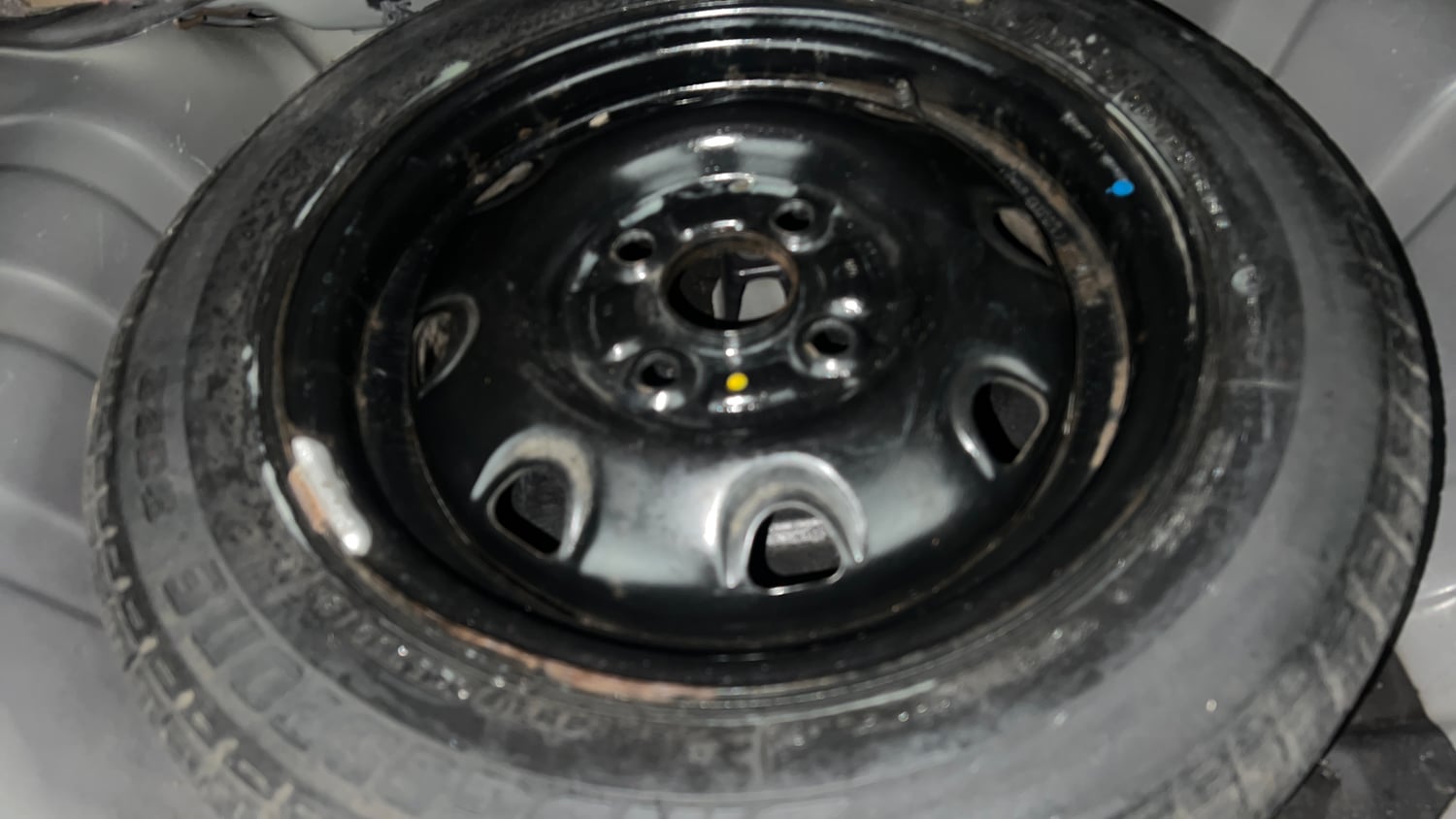 Used 2019 maruti-suzuki Alto K10 VXi (O) AMT Petrol Automatic tyres SPARE TYRE VIEW