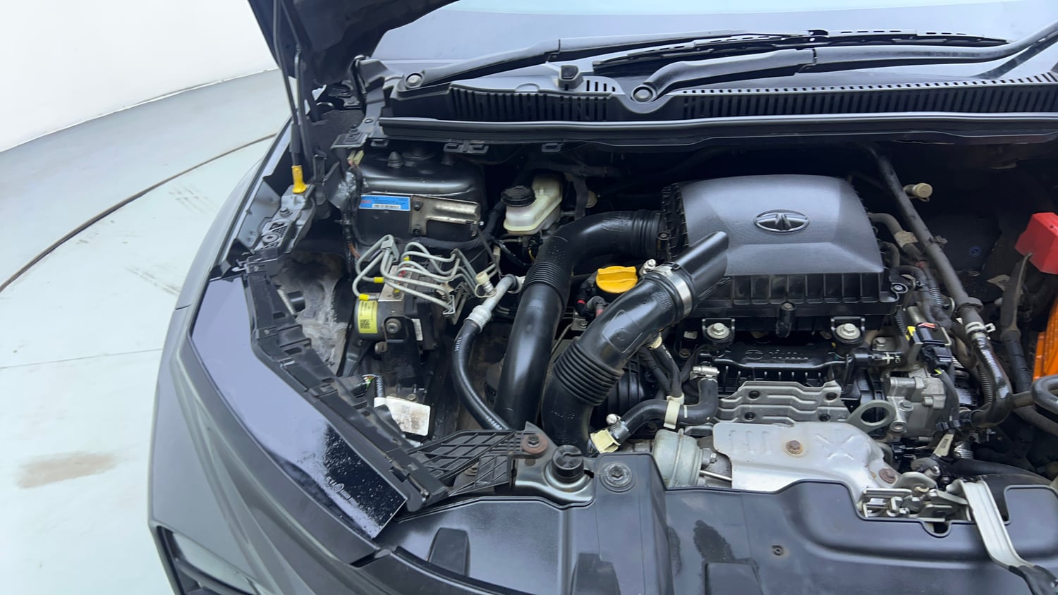 Used 2025 Tata Nexon Fearless Plus S 1.2 Revotron Petrol 7DCA DT Petrol Automatic engine ENGINE RIGHT SIDE VIEW