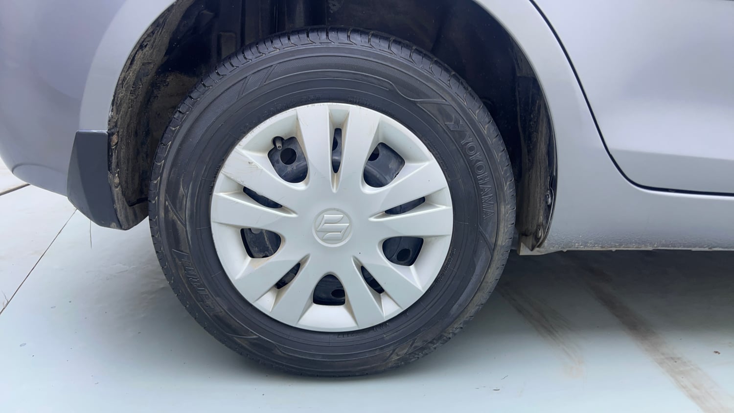 Used 2012 Maruti Suzuki Swift Dzire Automatic Petrol Automatic tyres RIGHT REAR TYRE RIM VIEW