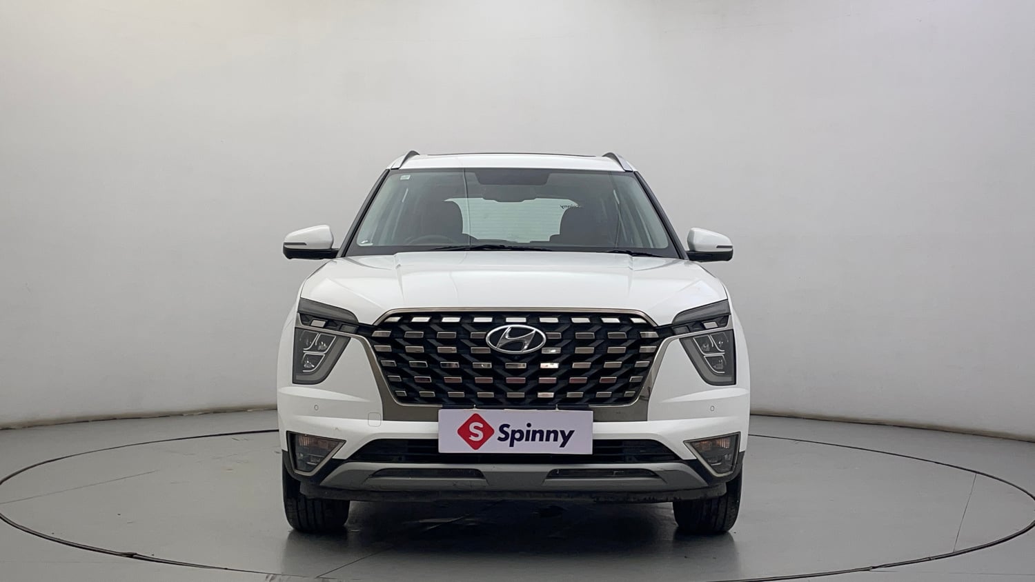 Used 2022 Hyundai Alcazar Signature 6 STR 2.0 Petrol Petrol Manual exterior FRONT VIEW