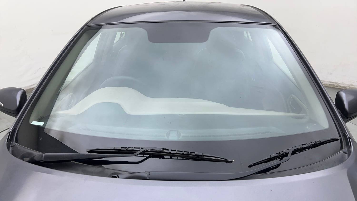 Used 2017 Hyundai Elite i20 Sportz 1.2 Petrol Manual exterior FRONT WINDSHIELD VIEW