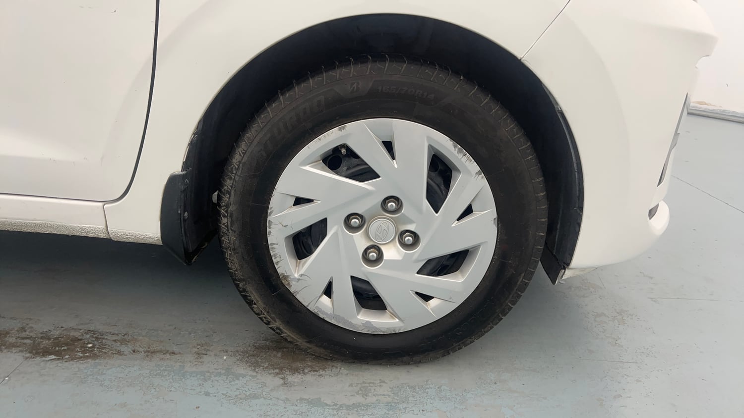 Used 2023 Hyundai Grand i10 Nios Magna 1.2 Kappa VTVT Petrol Manual tyres RIGHT FRONT TYRE RIM VIEW