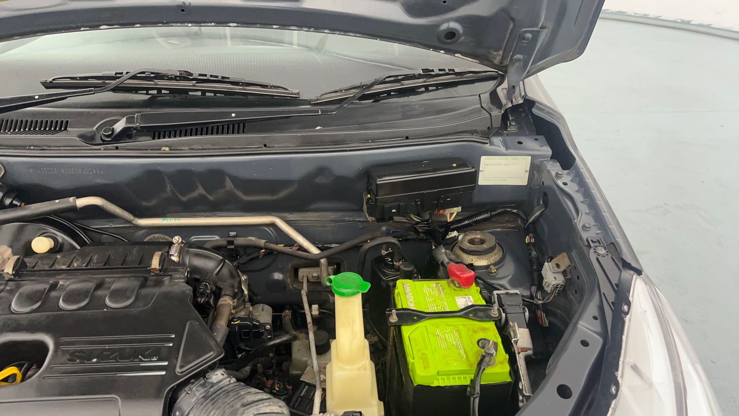 Used 2019 maruti-suzuki Alto K10 VXi (O) AMT Petrol Automatic engine ENGINE LEFT SIDE HINGE & APRON VIEW